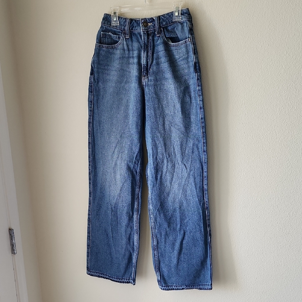 Hollister Ultra High Rise Baggy 100% Cotton Blue Relaxed Jeans Sz 00R/24R